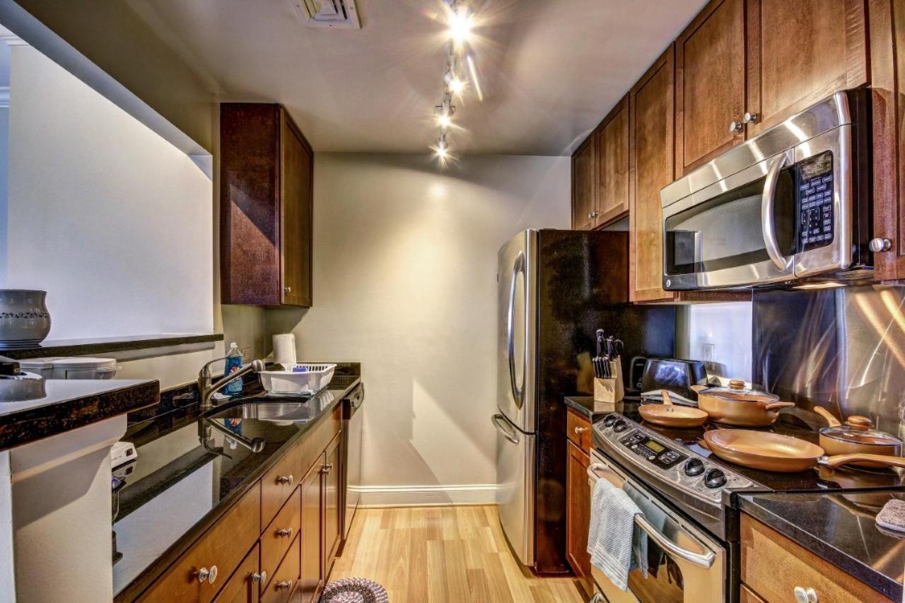 Chase Penthouse At 39 West Baltimore Inner Harbor Convention Center Free Indoor Parking One And Two Bedrooms Zewnętrze zdjęcie