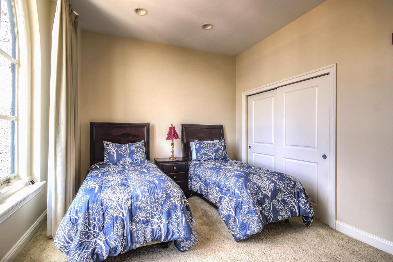 Chase Penthouse At 39 West Baltimore Inner Harbor Convention Center Free Indoor Parking One And Two Bedrooms Zewnętrze zdjęcie