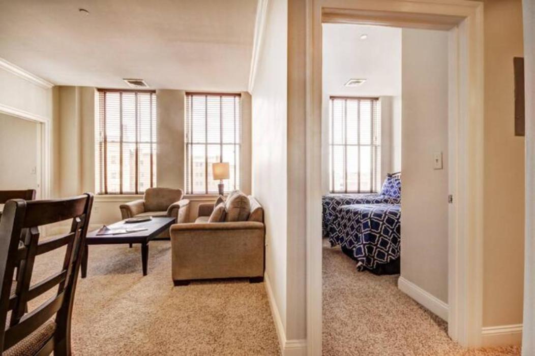 Chase Penthouse At 39 West Baltimore Inner Harbor Convention Center Free Indoor Parking One And Two Bedrooms Zewnętrze zdjęcie