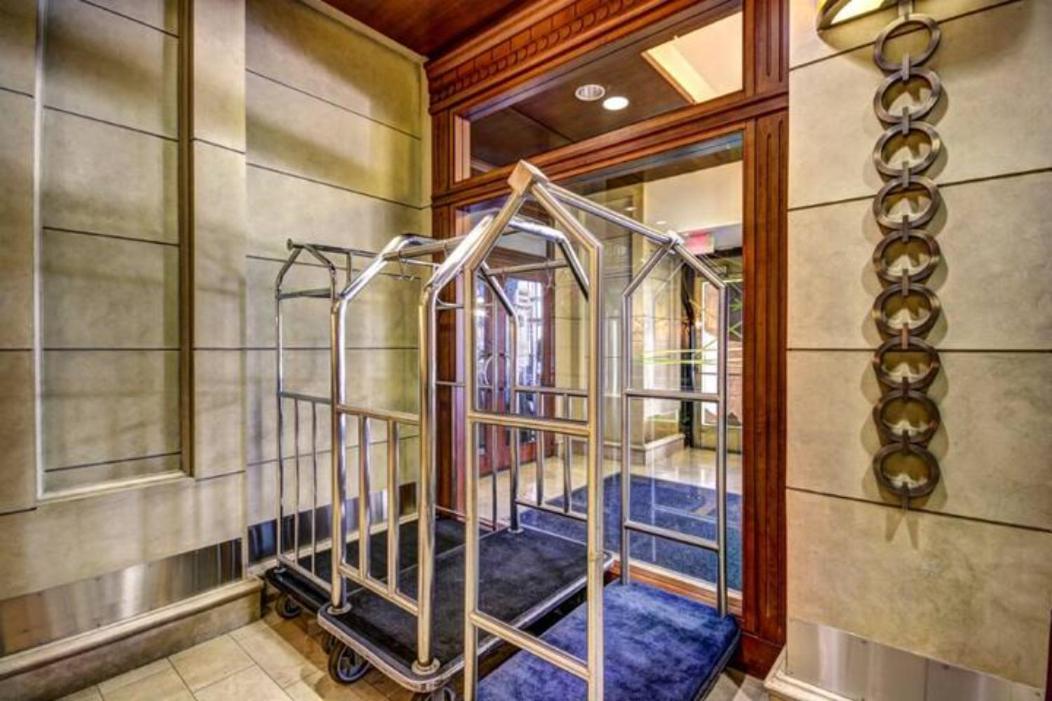 Chase Penthouse At 39 West Baltimore Inner Harbor Convention Center Free Indoor Parking One And Two Bedrooms Zewnętrze zdjęcie